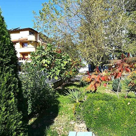 Hotel Park 1 Kiten  Buitenkant foto